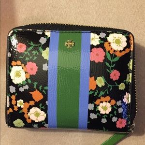 NWT Tory Burch wallet